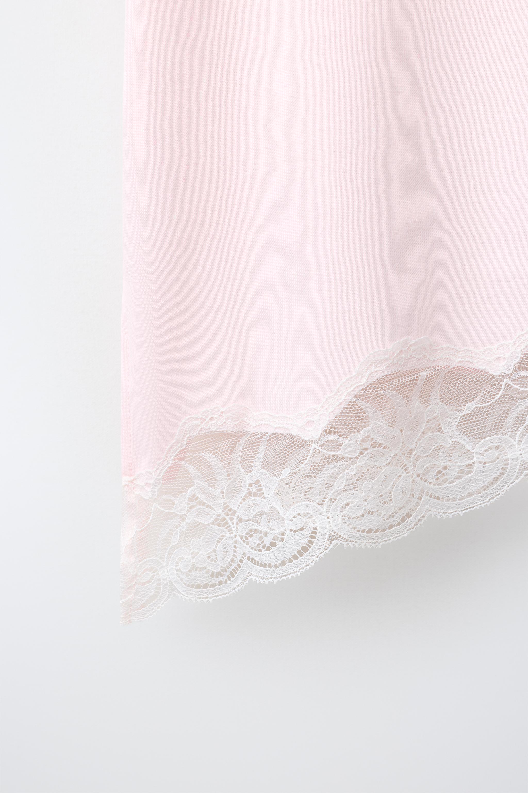 LACE HEM PLAIN T-SHIRT